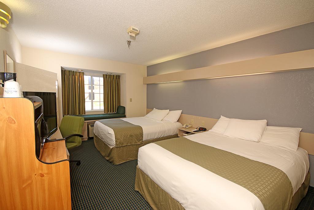 Microtel Inn & Suites By Wyndham Statesville Luaran gambar