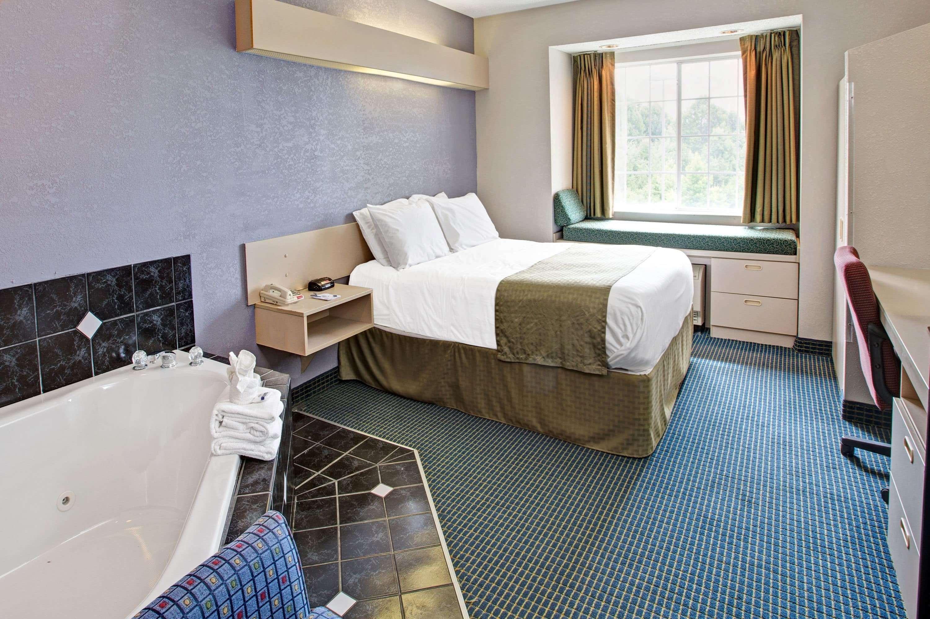 Microtel Inn & Suites By Wyndham Statesville Luaran gambar
