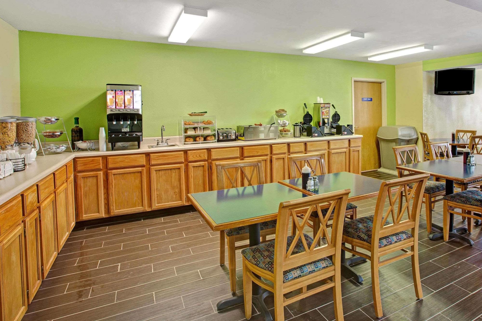 Microtel Inn & Suites By Wyndham Statesville Luaran gambar