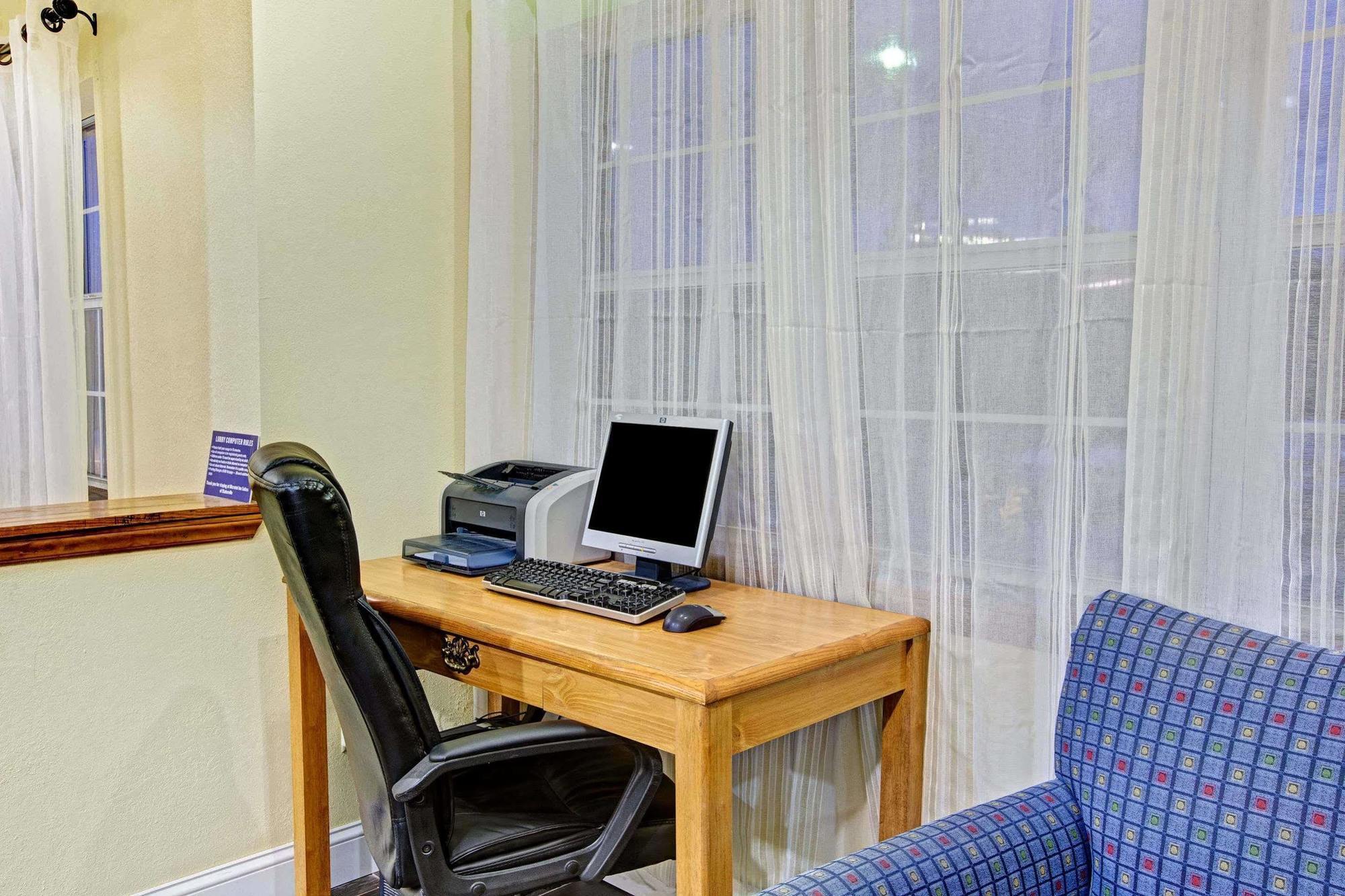 Microtel Inn & Suites By Wyndham Statesville Luaran gambar