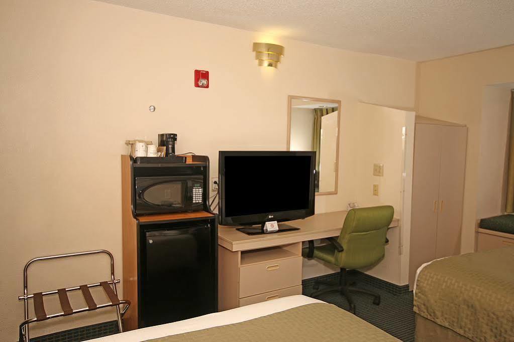 Microtel Inn & Suites By Wyndham Statesville Luaran gambar