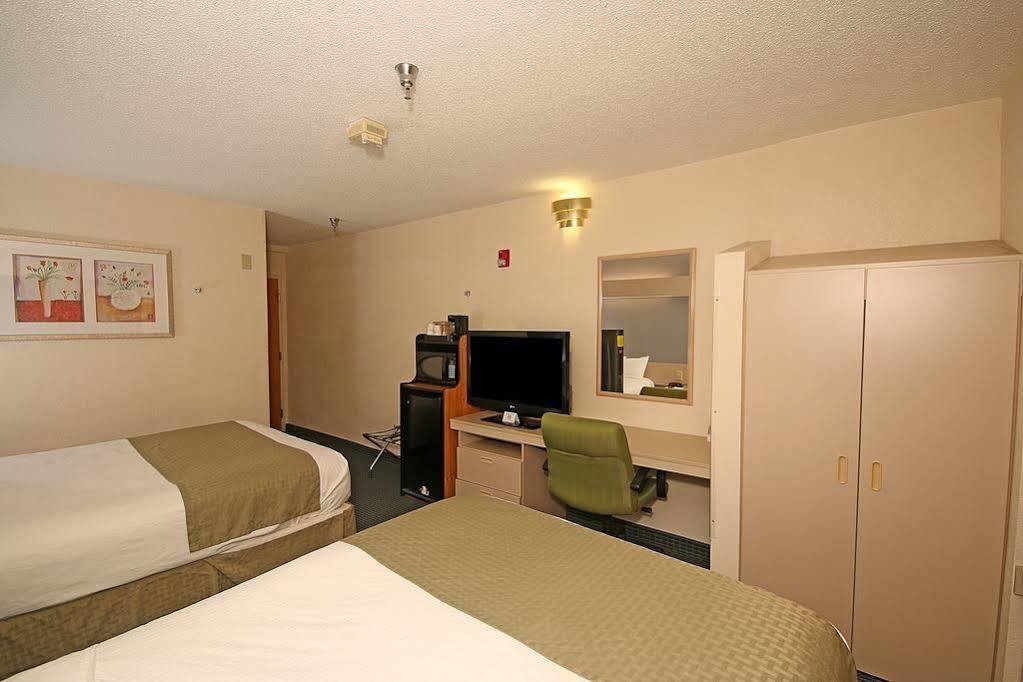 Microtel Inn & Suites By Wyndham Statesville Luaran gambar